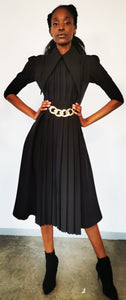 Dua Pleat Dress (Black)