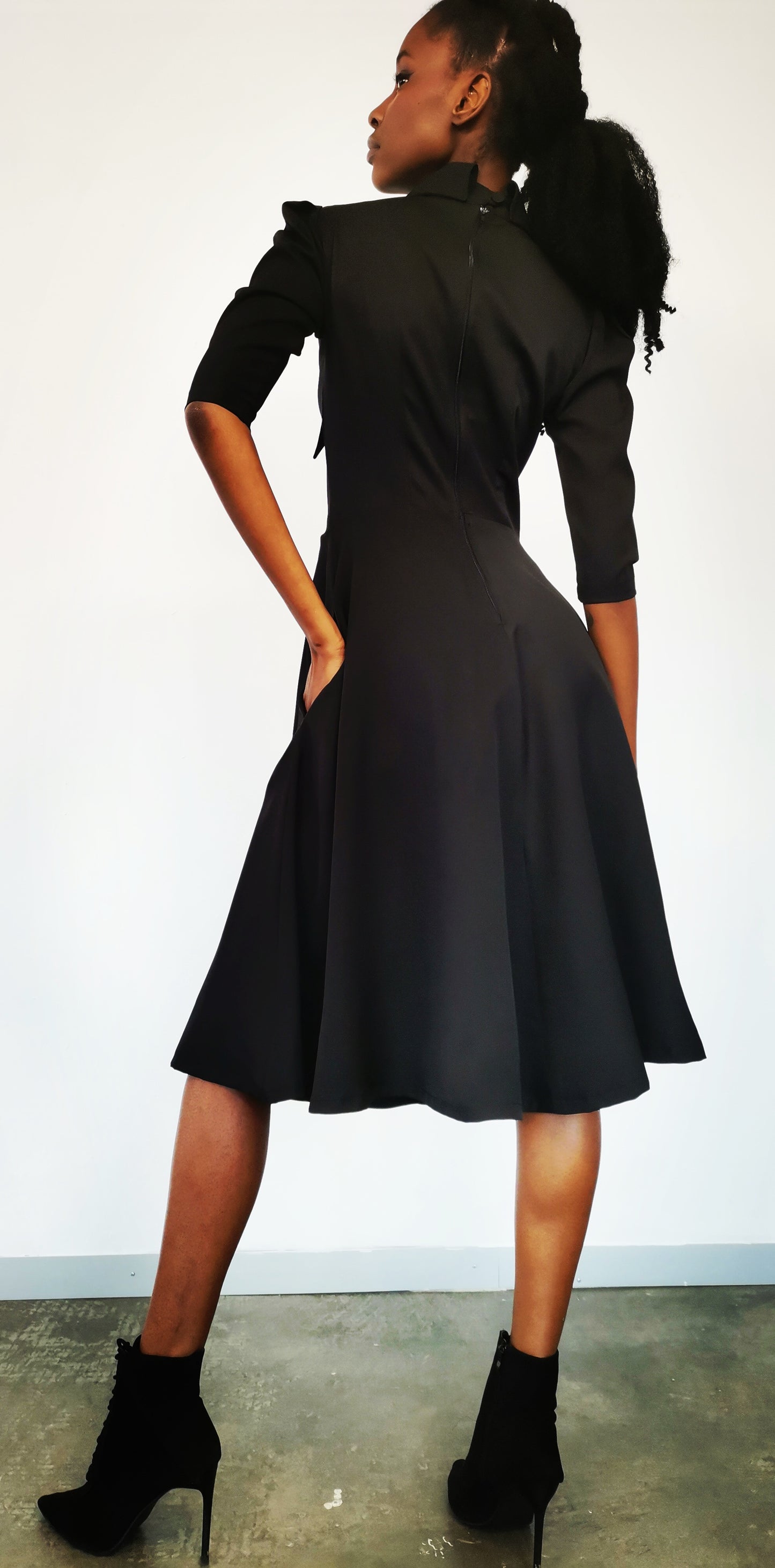 Dua Pleat Dress (Black)