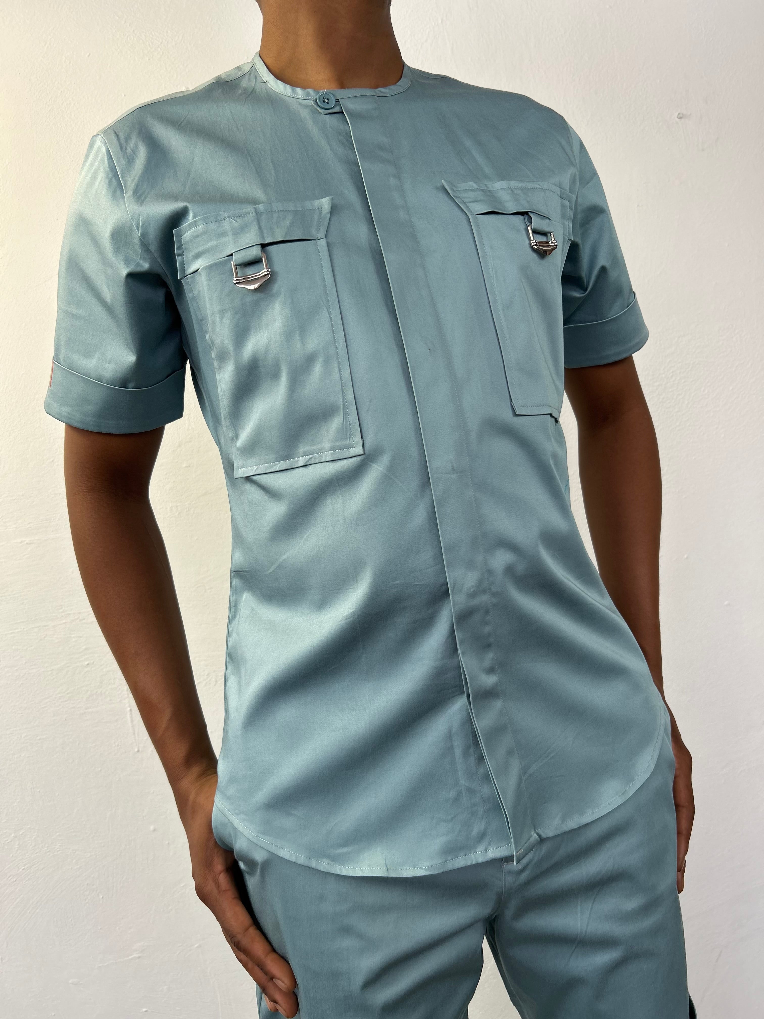 MEN SHORT SLEEVE CARGO SHIRT WITH SIDE HOOKS