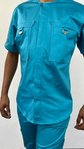 MEN SHORT SLEEVE CARGO SHIRT WITH SIDE HOOKS