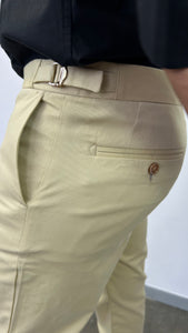 MEN LOOPLESS CHINO